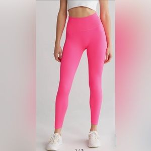 Good American Seamless Rib Knit Leggings - hot pink, size Small/Medium